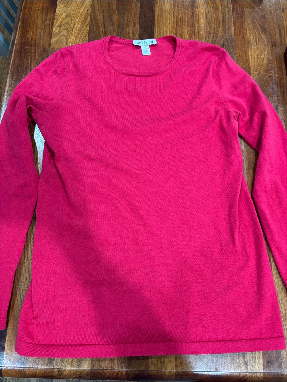 Belford Women's Long-Sleeve Crewneck Tee in Bright Pink